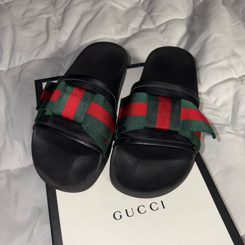 Gucci slides